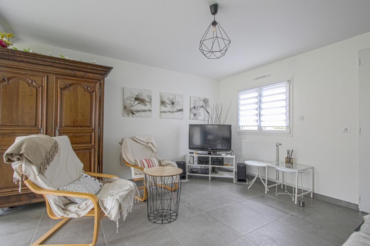 La Maison Des Marronniers Байо Екстериор снимка